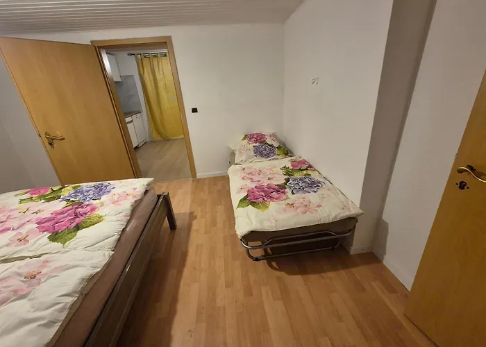 Ferien & Monteure * Schauenburg